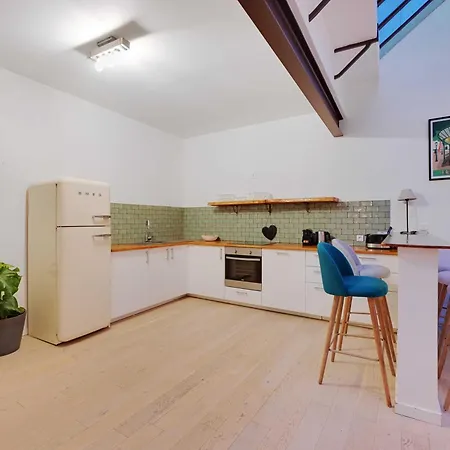Chic - 2br-6p - Center Of Appartamento *