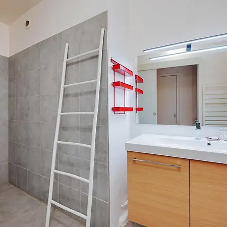Chic - 2br-6p - Center Of Appartamento